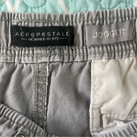 Aeropostale men’s M Gray joggers with drawstring elastic waste and cuffed - Picture 8 of 14